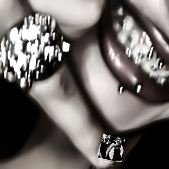 Meet your Posher, Natalie - Picture 1 of 1